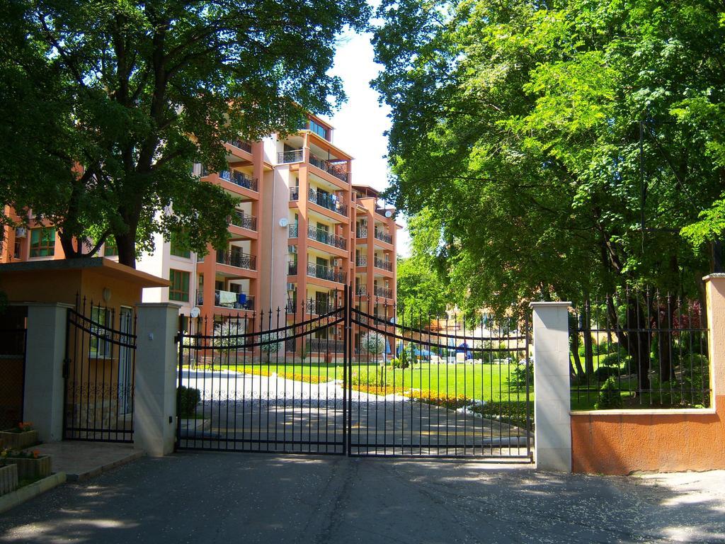 Luxury Sunrise Complex Apartment Golden Sands Ngoại thất bức ảnh