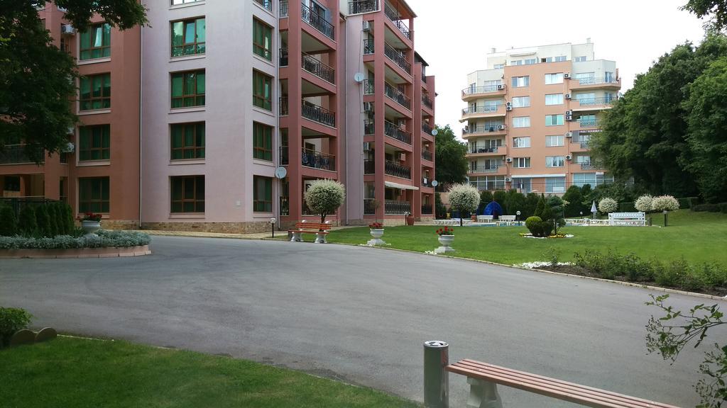 Luxury Sunrise Complex Apartment Golden Sands Ngoại thất bức ảnh
